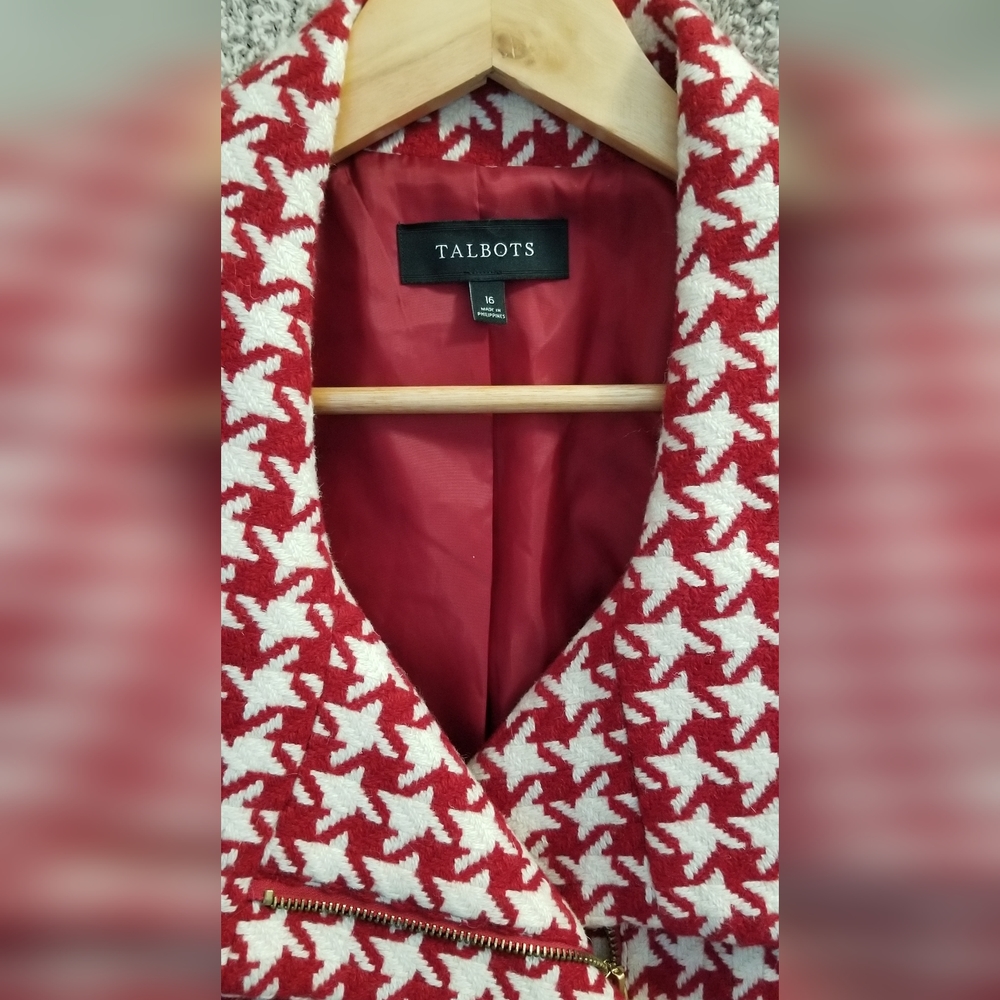 Jacket - Picture 2 of 4